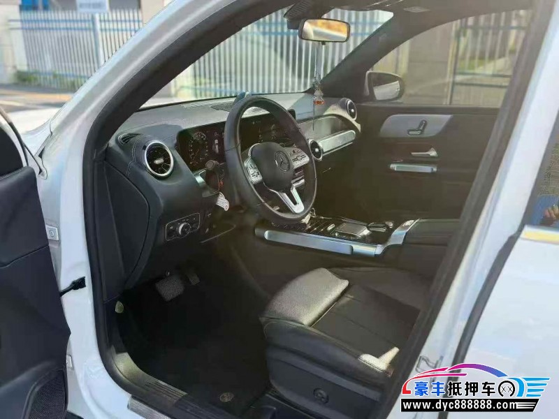 23年奔驰GLBSUV抵押车出售