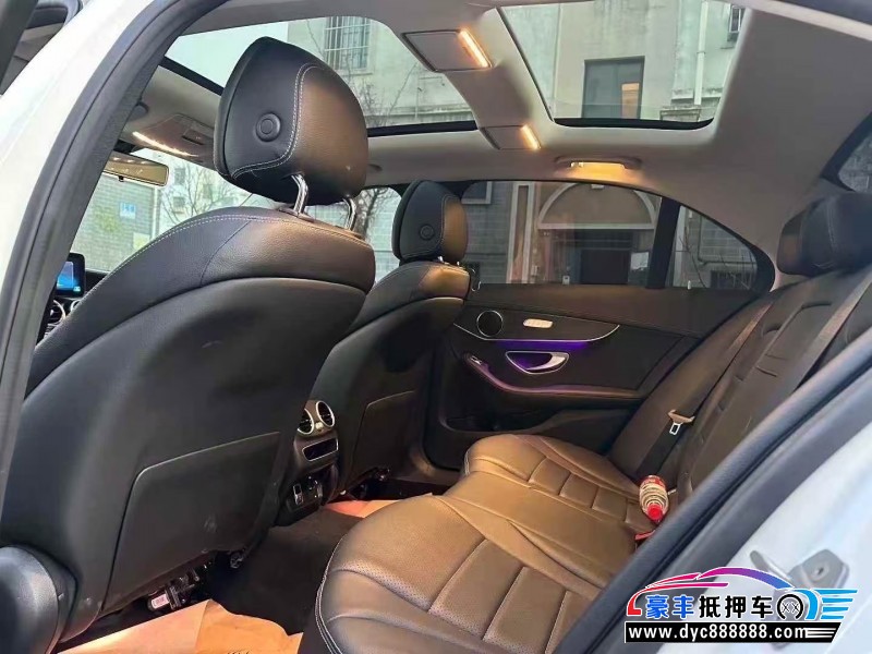 21年奔驰C轿车抵押车出售