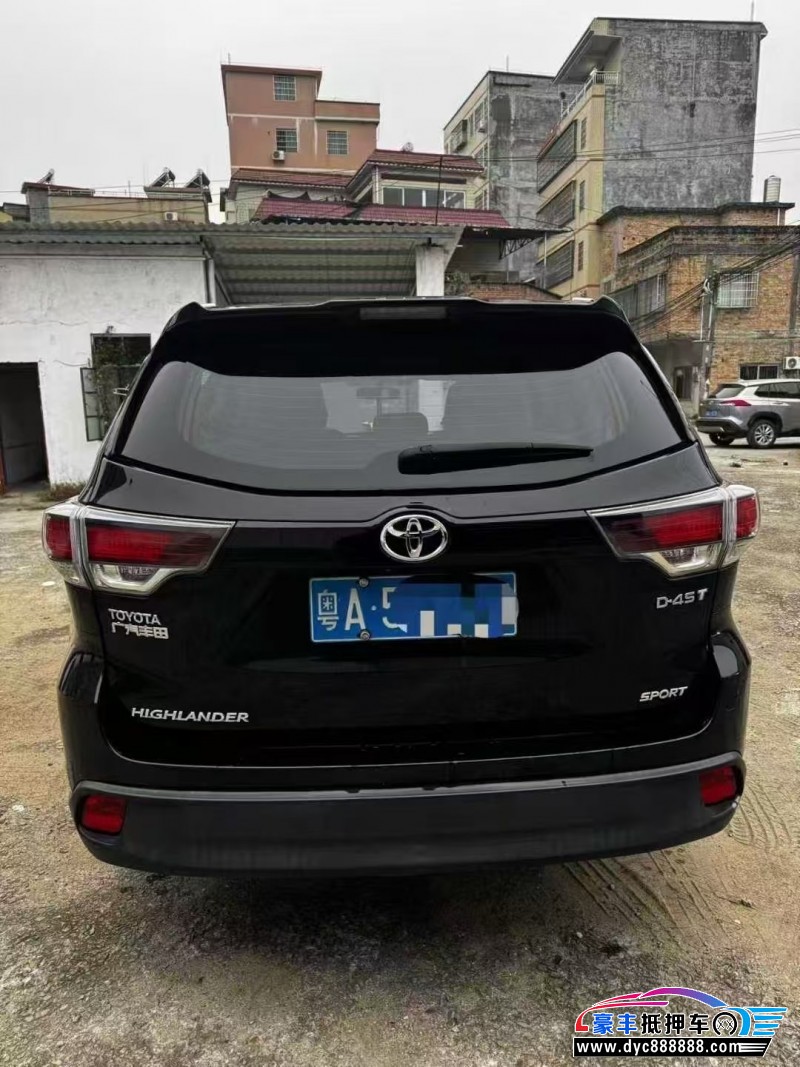 17年丰田汉兰达轿车抵押车出售