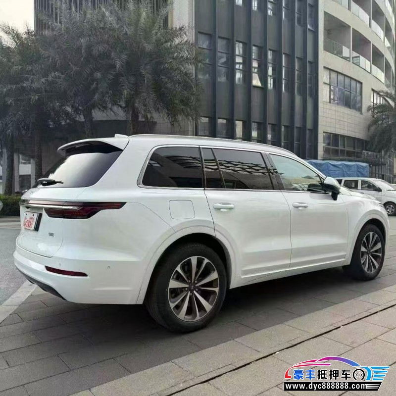 21年理想ONE轿车抵押车出售