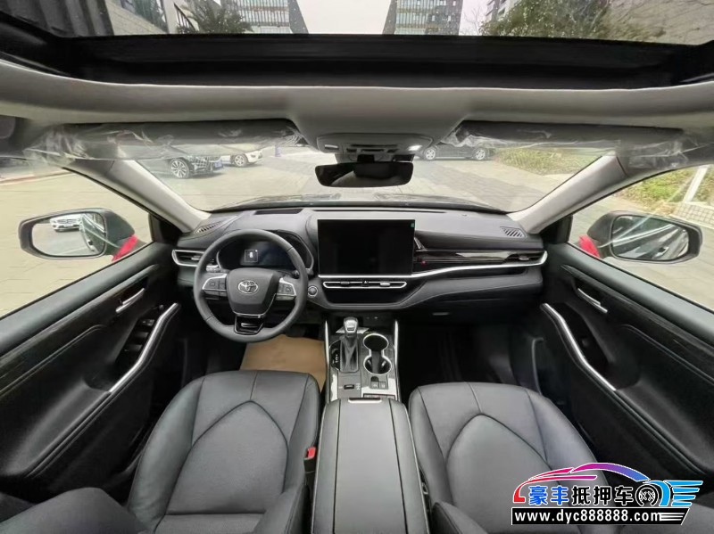 26年丰田汉兰达轿车抵押车出售