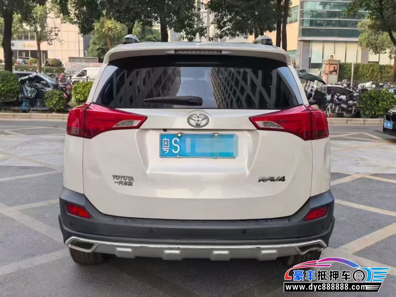 16年丰田RAV4轿车抵押车出售