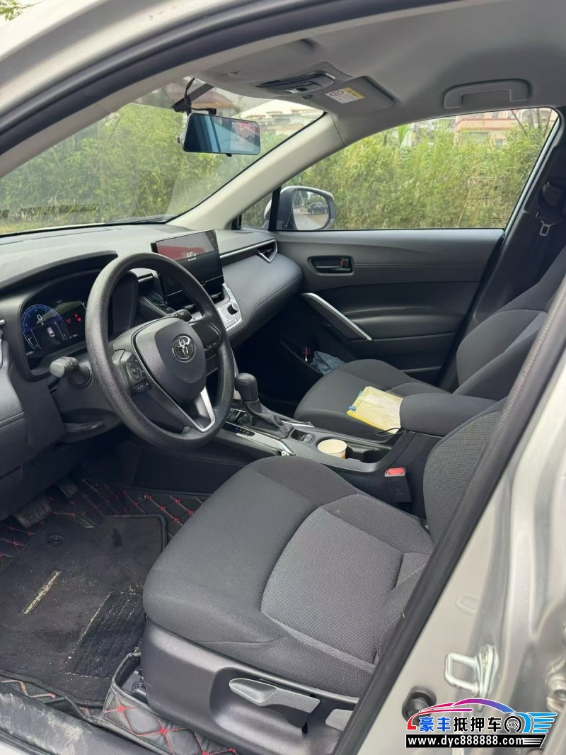 23年丰田锋兰达轿车抵押车出售