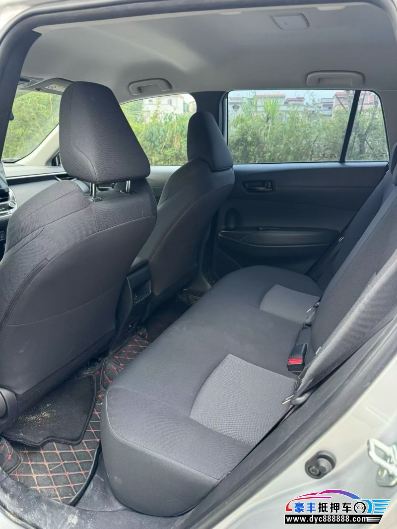 23年丰田锋兰达轿车抵押车出售