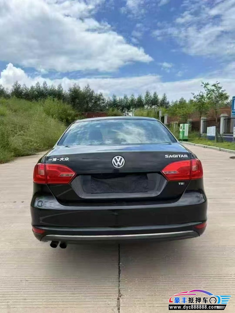 15年大众速腾轿车抵押车出售