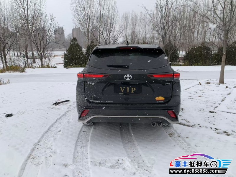 26年丰田皇冠陆放MPV抵押车出售