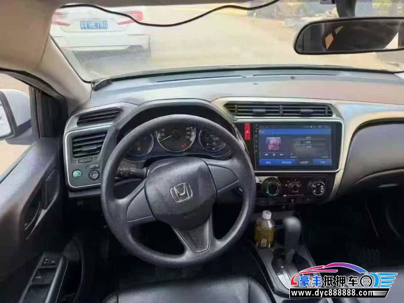18年本田锋范轿车抵押车出售