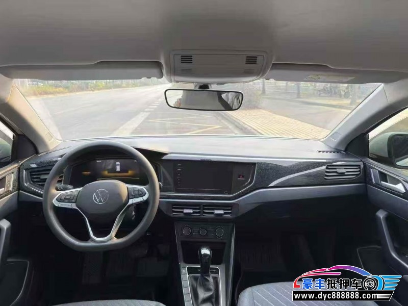 25年大众朗逸轿车抵押车出售