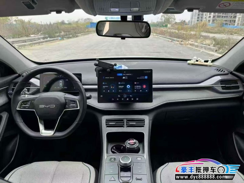 24年比亚迪驱逐舰轿车抵押车出售