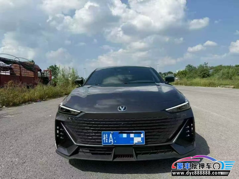 25年长安长安UNI轿车抵押车出售