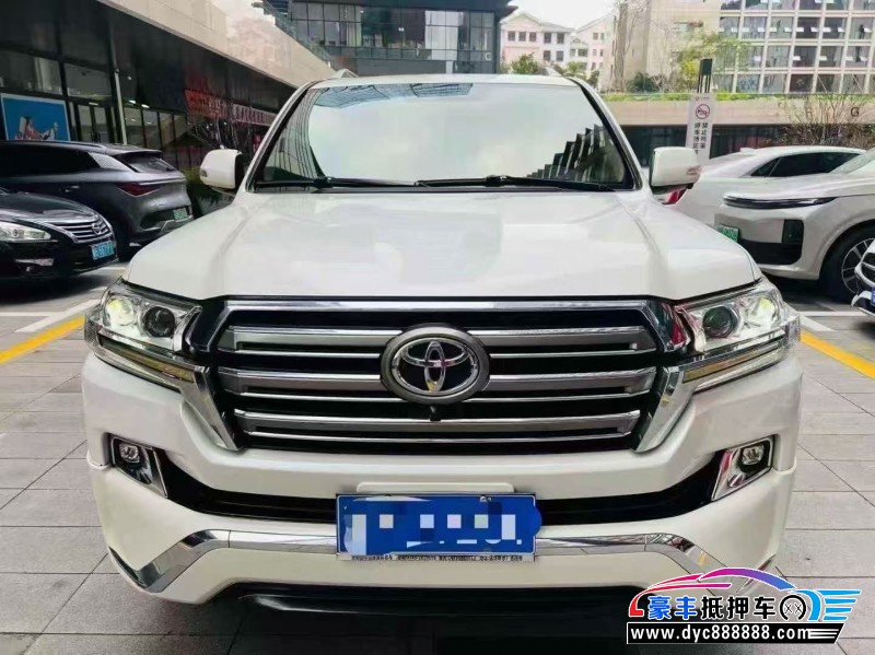 抵押车出售19年丰田兰德酷路泽（陆巡）轿车