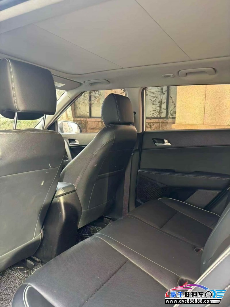 18年现代ix35轿车抵押车出售