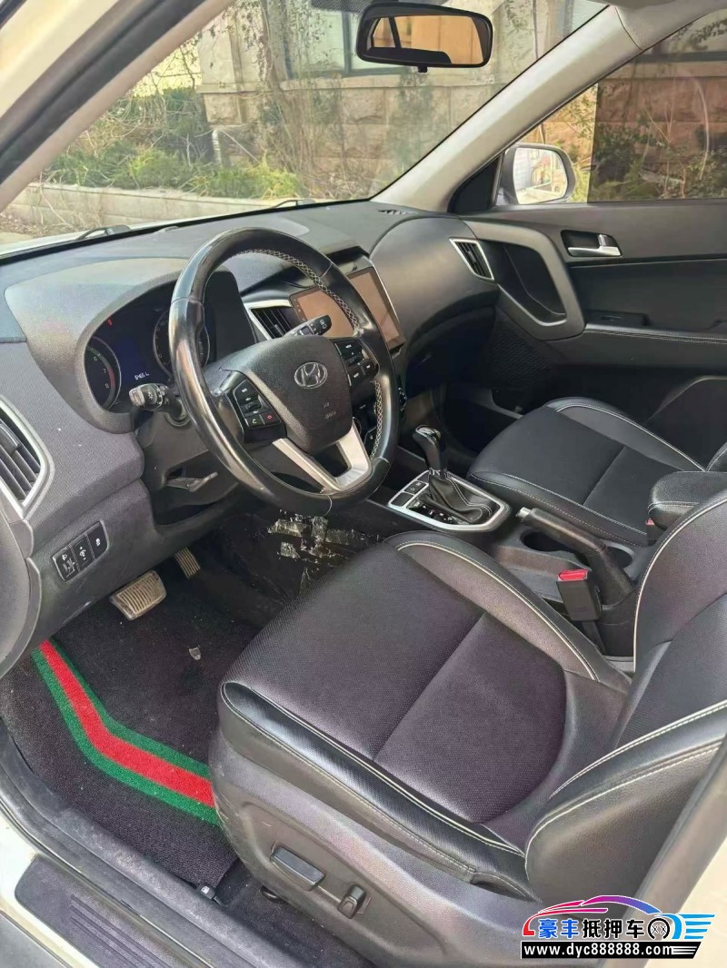 18年现代ix35轿车抵押车出售