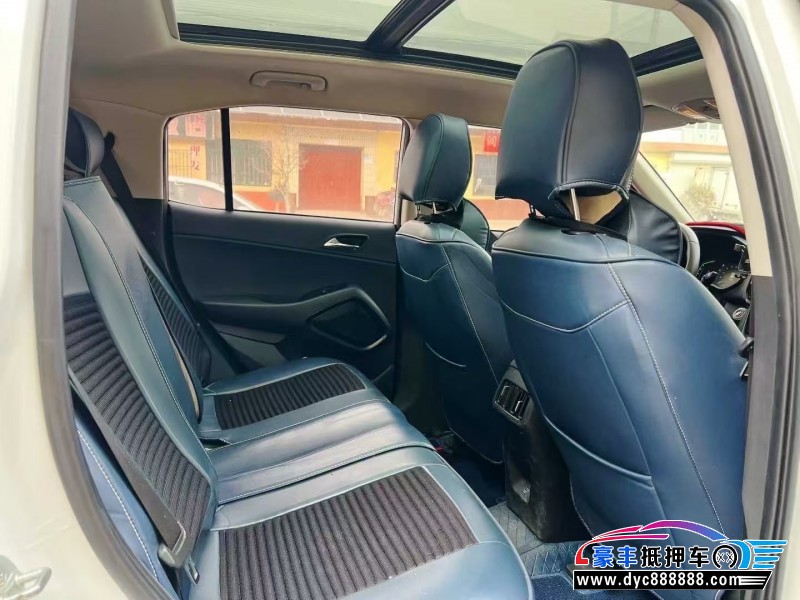 21年现代ix35轿车抵押车出售