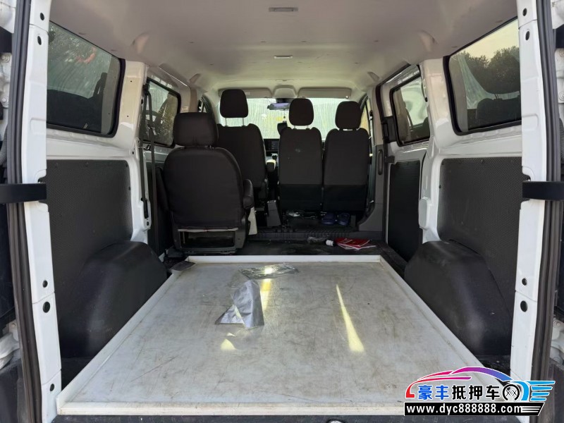 23年福特全顺轿车抵押车出售