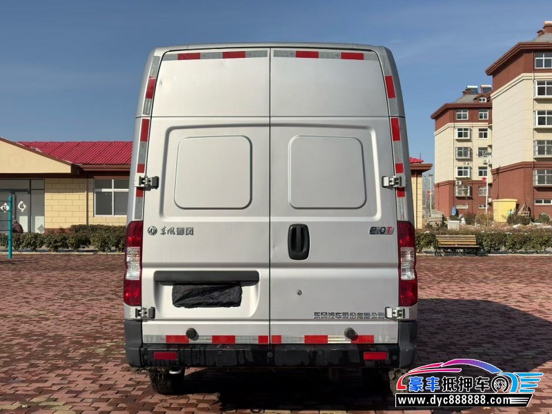 25年东风御风轿车抵押车出售