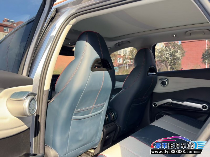 23年比亚迪元轿车抵押车出售