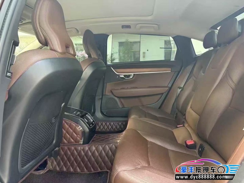 20年沃尔沃S90轿车抵押车出售