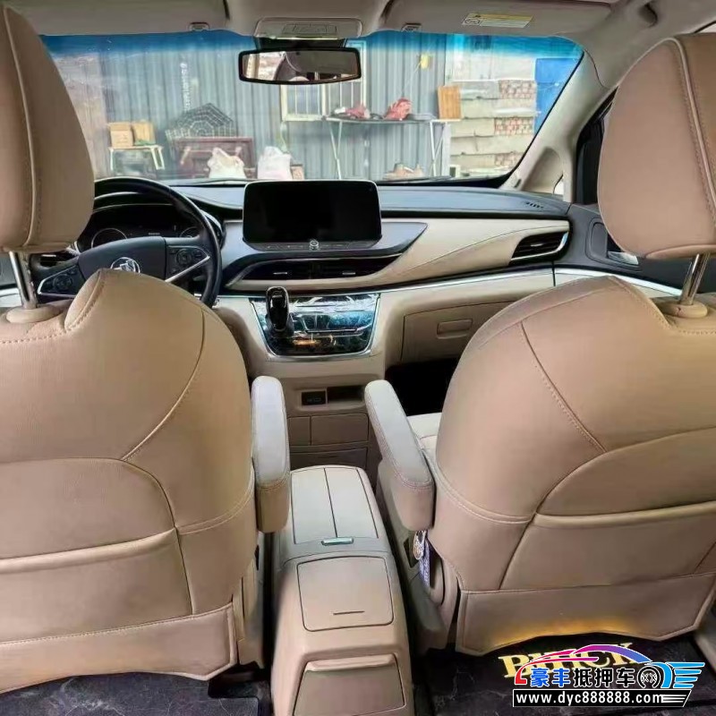 24年别克GL8轿车抵押车出售