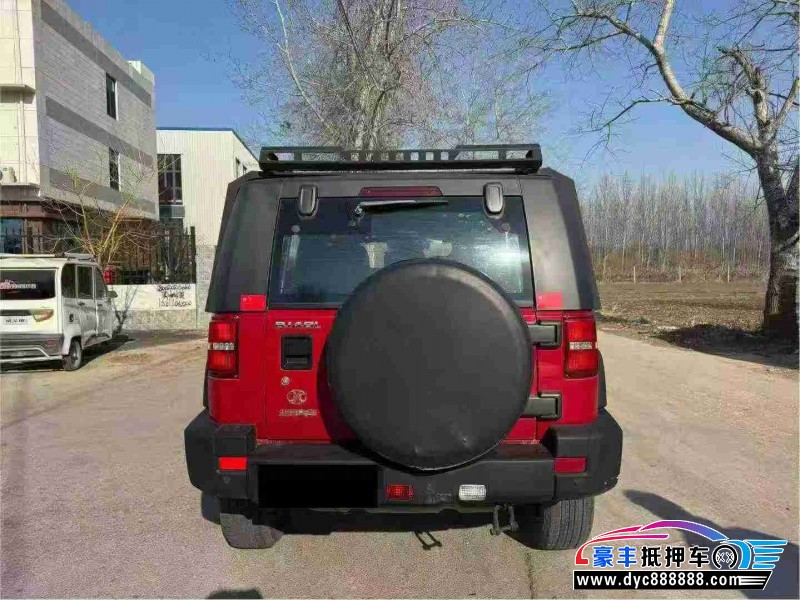 16年北京BJ40轿车抵押车出售