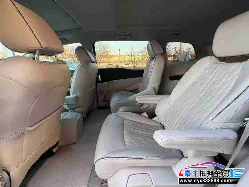 22年别克GL8轿车抵押车出售