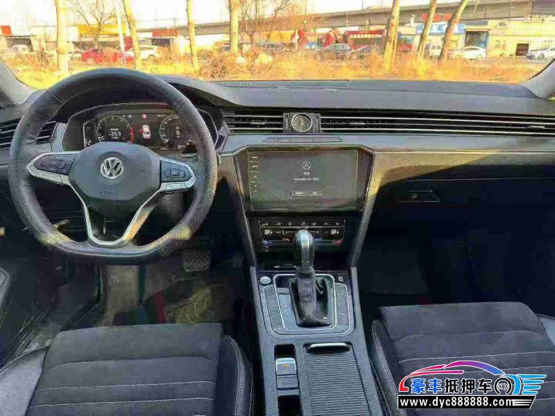 20年大众迈腾轿车抵押车出售