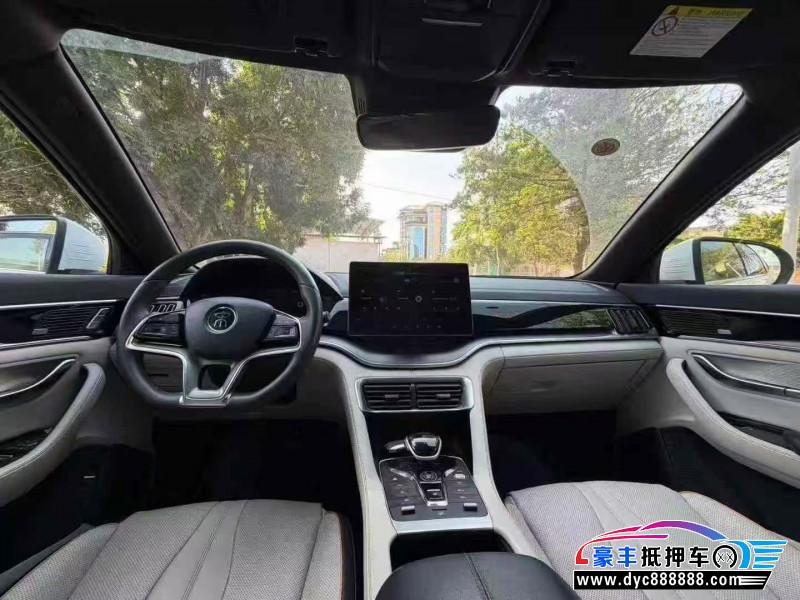 22年比亚迪宋轿车抵押车出售