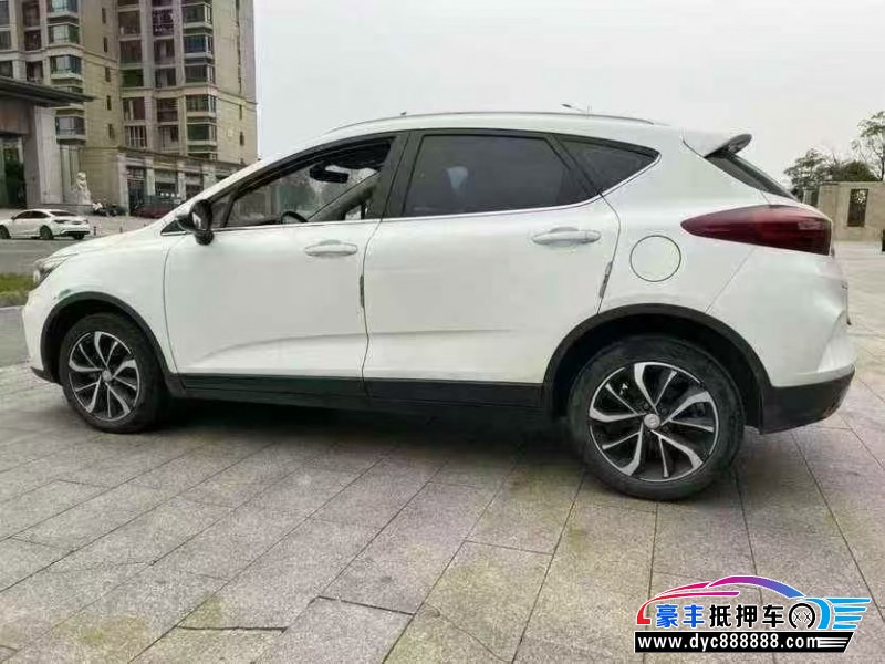 21年吉利帝豪GS轿车抵押车出售