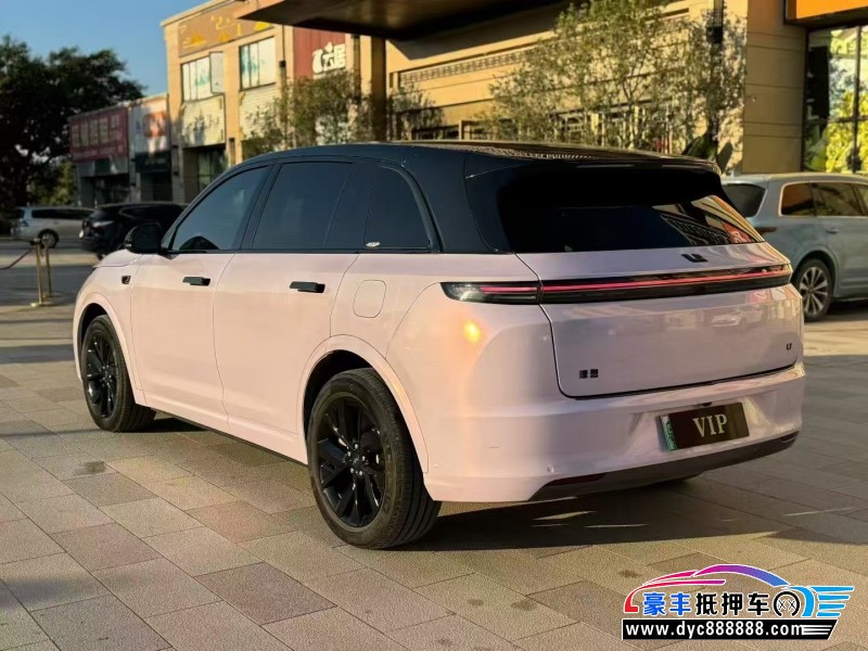 23年理想L7轿车抵押车出售