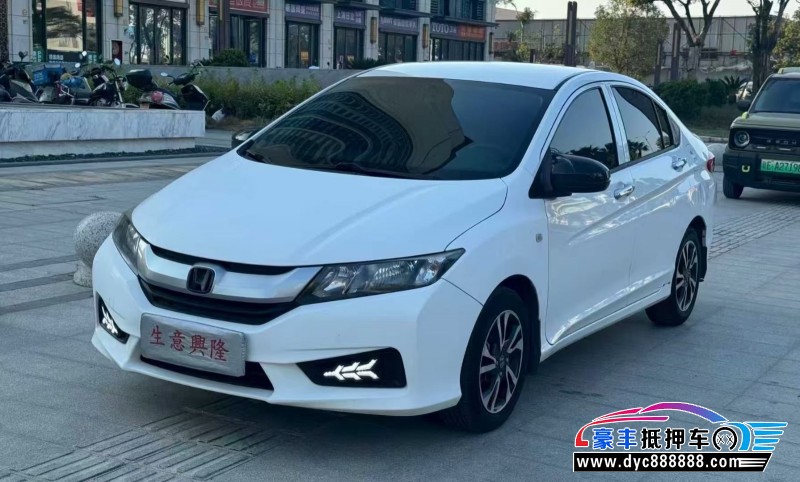 18年本田锋范轿车抵押车出售