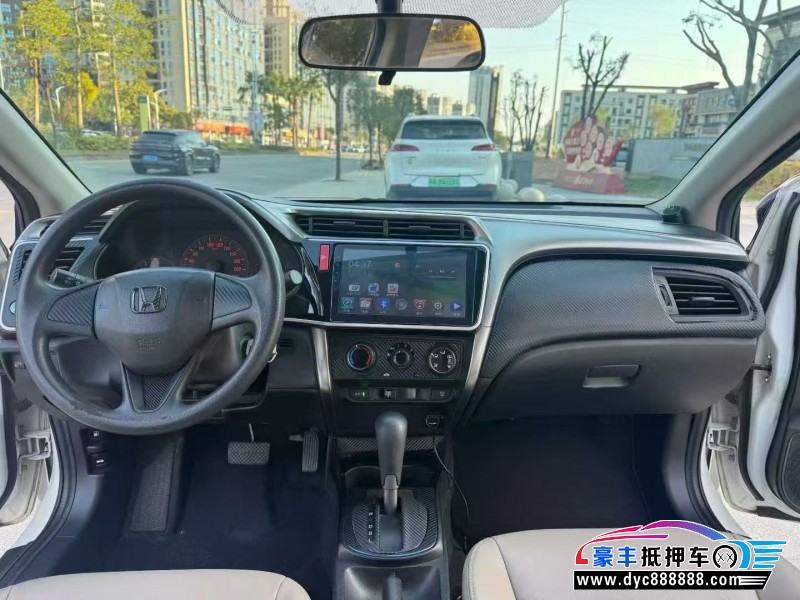 18年本田锋范轿车抵押车出售
