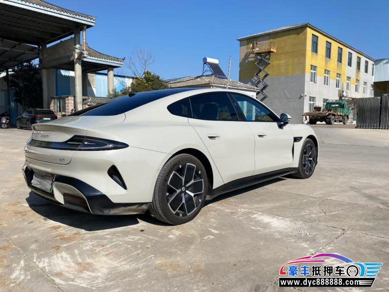 25年小米SU7轿车抵押车出售