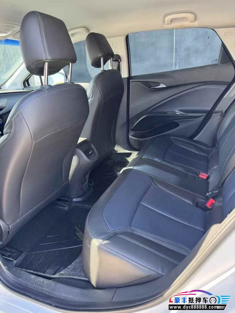 24年别克微蓝轿车抵押车出售