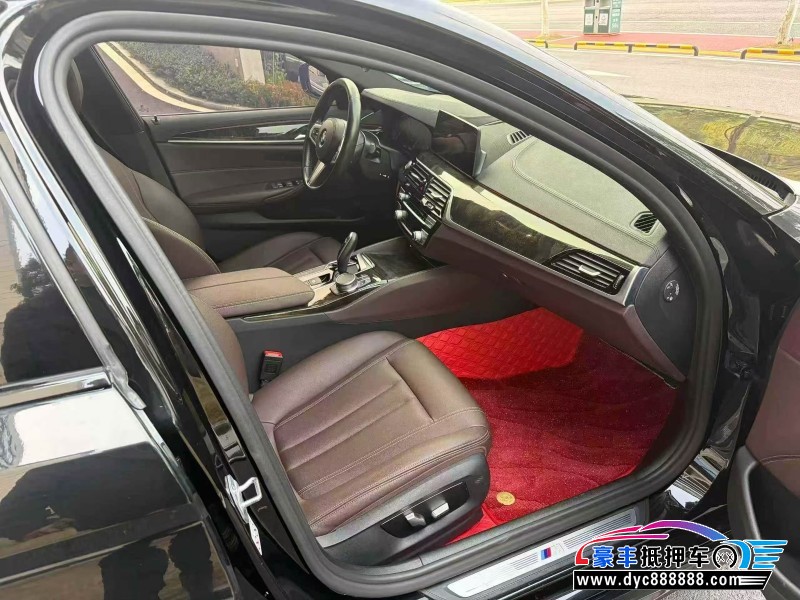 19年宝马5系轿车抵押车出售