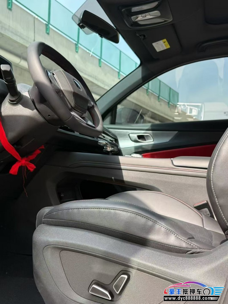 25年长安长安CS55轿车抵押车出售