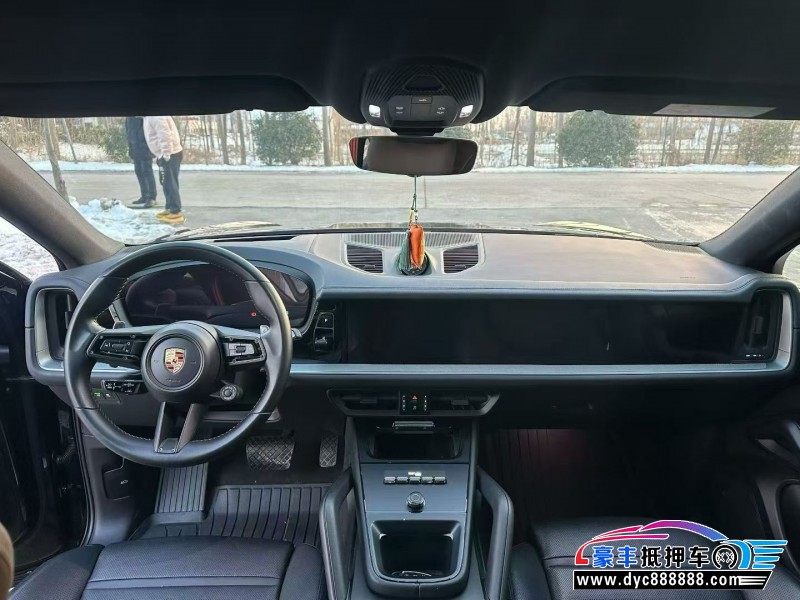 23年保时捷卡宴轿车抵押车出售