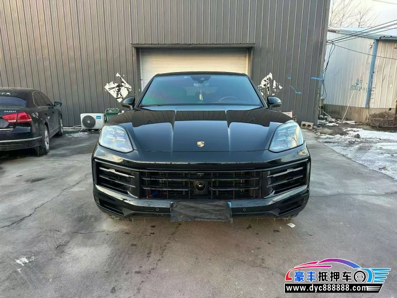 抵押车出售23年保时捷卡宴轿车