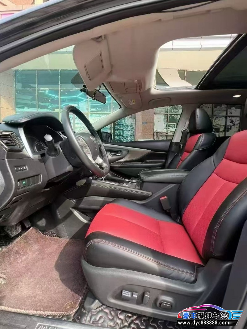 18年日产楼兰轿车抵押车出售