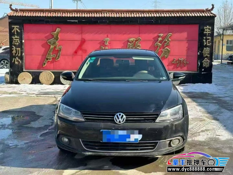 14年大众速腾轿车抵押车出售