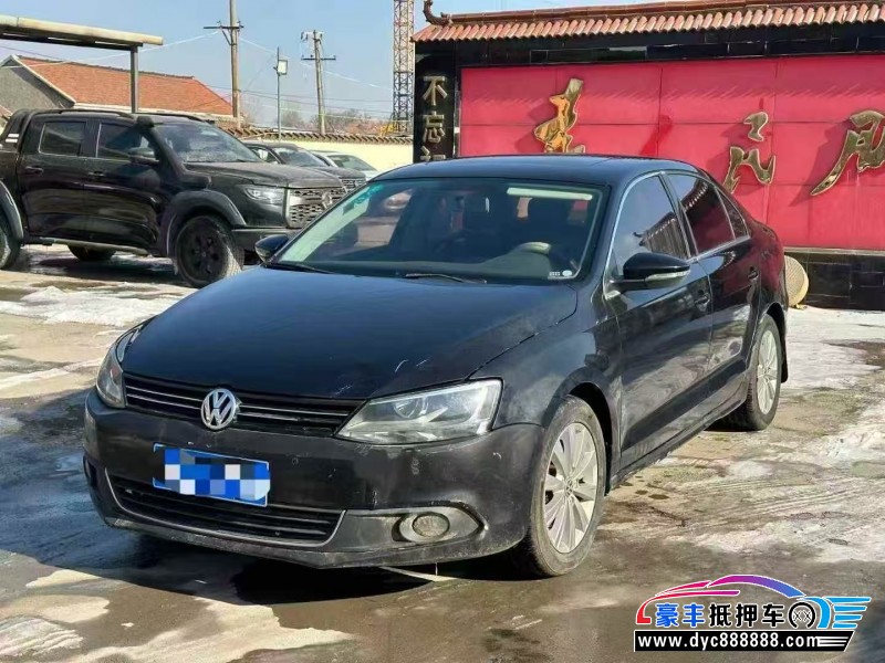 14年大众速腾轿车抵押车出售