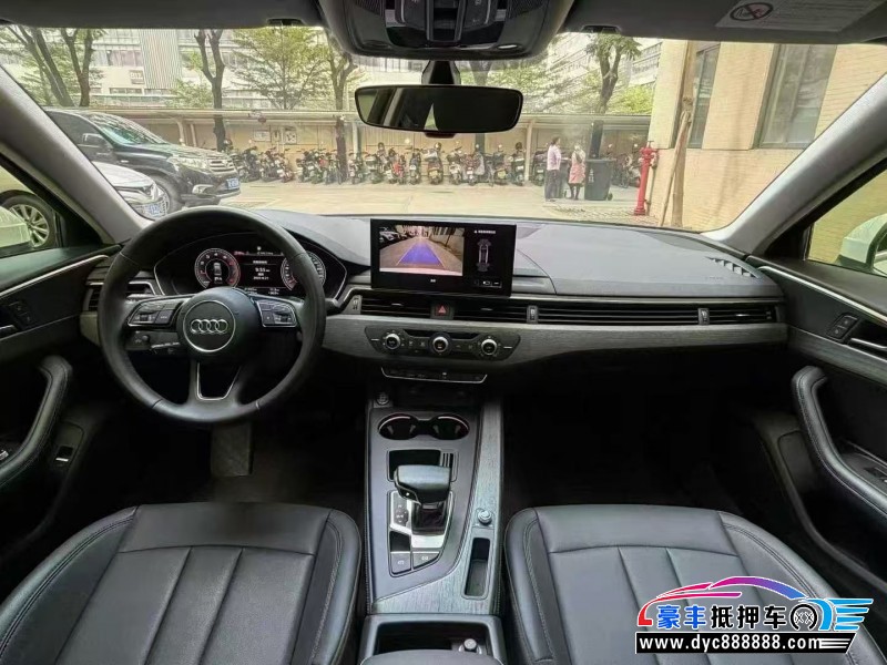 22年奥迪A4L轿车抵押车出售