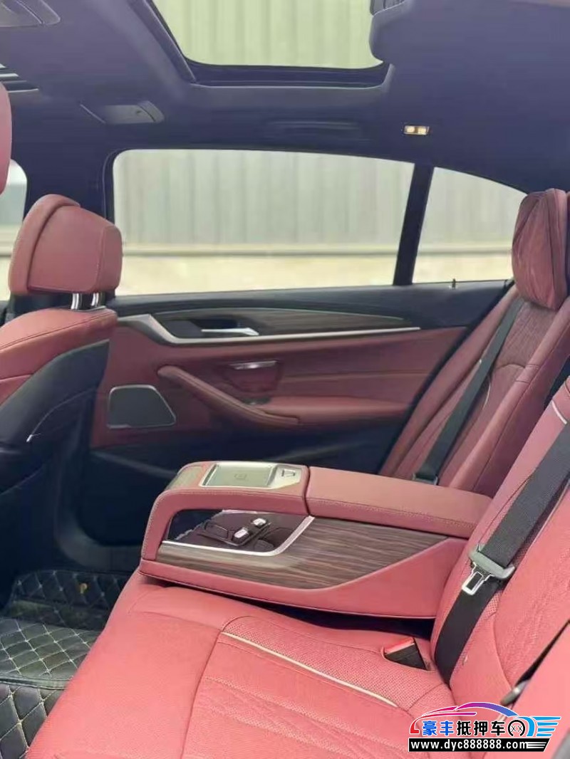 23年宝马5系轿车抵押车出售