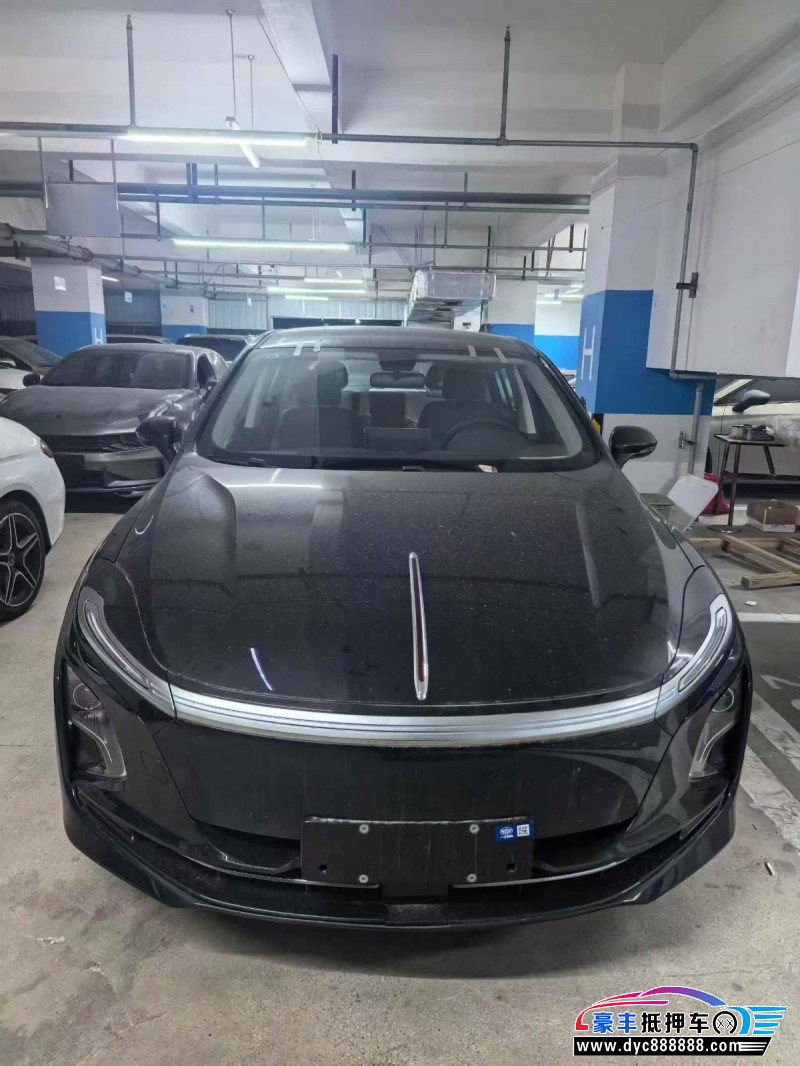 抵押车出售25年红旗EQM5轿车