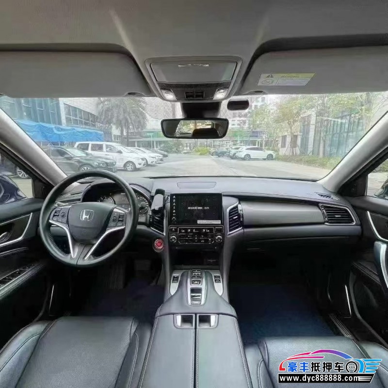 20年本田冠道轿车抵押车出售