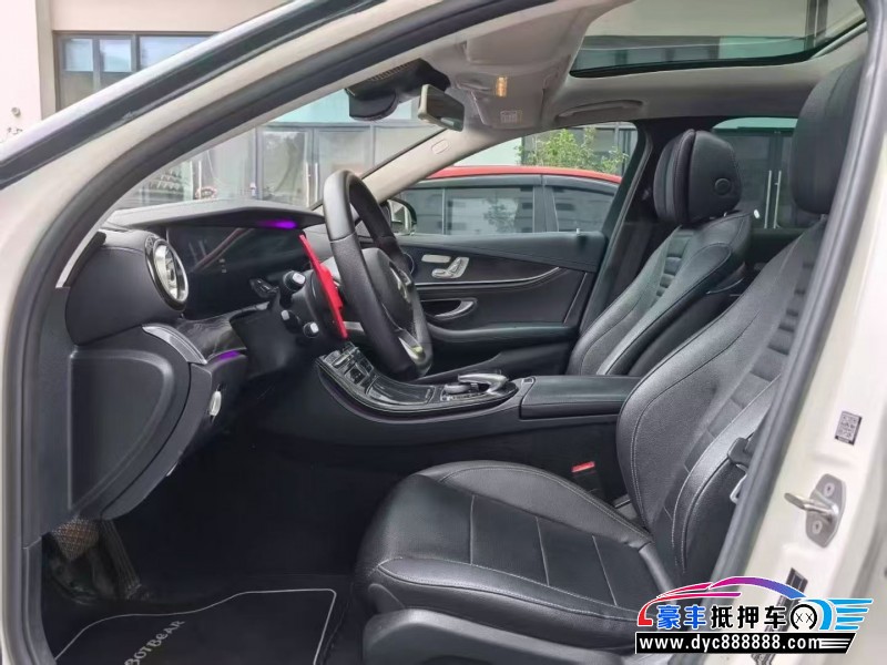 17年奔驰E轿车抵押车出售