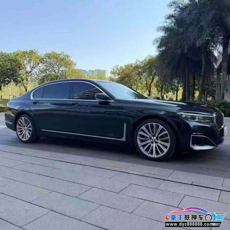 20年宝马7系轿车抵押车出售