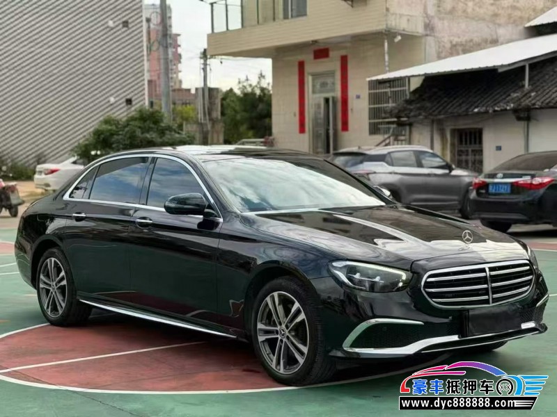 22年奔驰E轿车抵押车出售