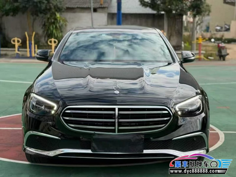 22年奔驰E轿车抵押车出售