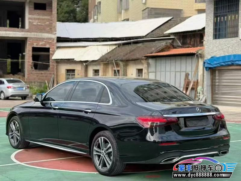 22年奔驰E轿车抵押车出售