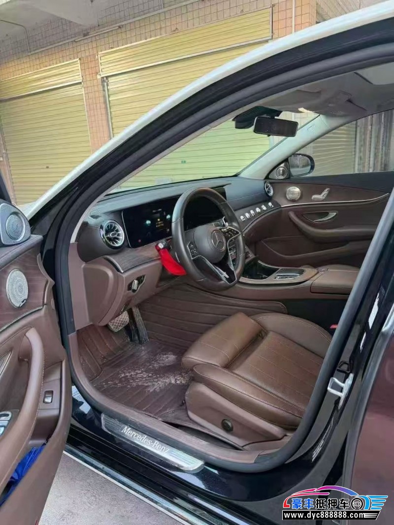 21年奔驰E轿车抵押车出售